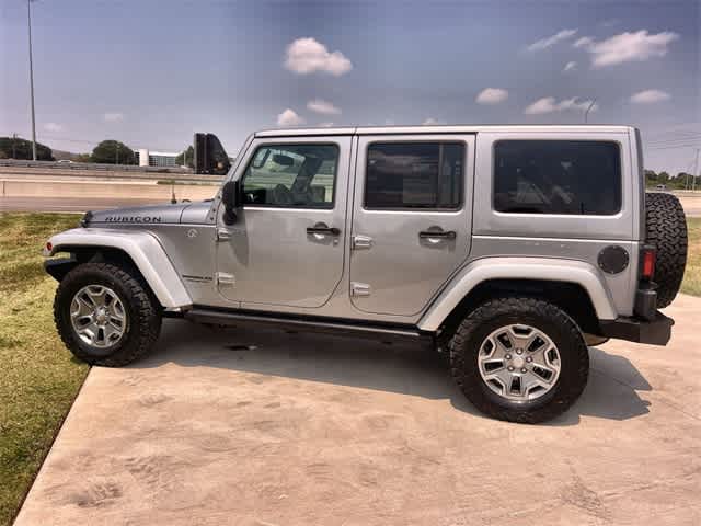 2017 Jeep Wrangler Unlimited Rubicon photo 4