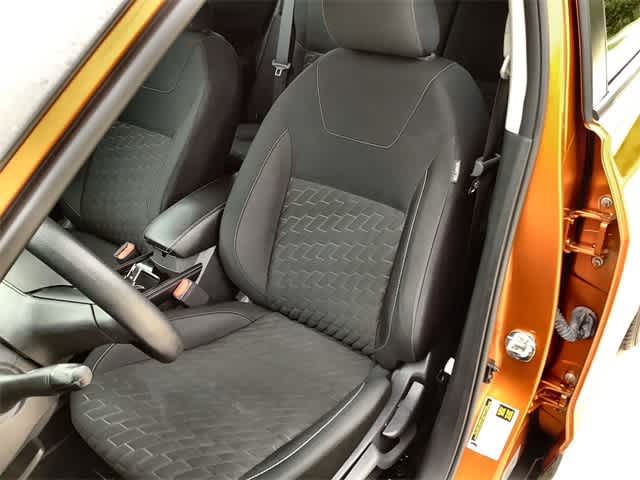 2022 Nissan Kicks SV 11