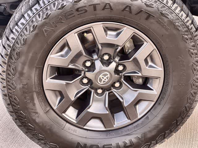 Thumbnail: 2021 Toyota Tacoma - 9