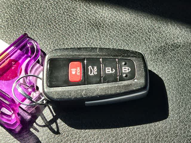 Thumbnail: 2019 Toyota Tacoma - 21