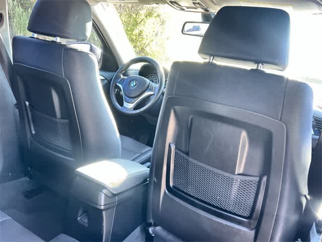 Thumbnail: 2015 BMW X1 - 13