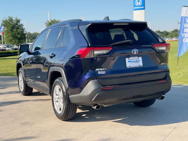 Thumbnail: 2019 Toyota RAV4 - 5