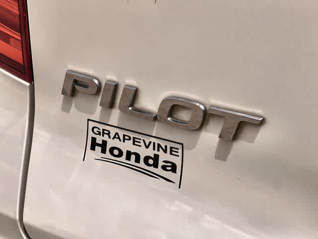 Thumbnail: 2016 Honda Pilot - 8