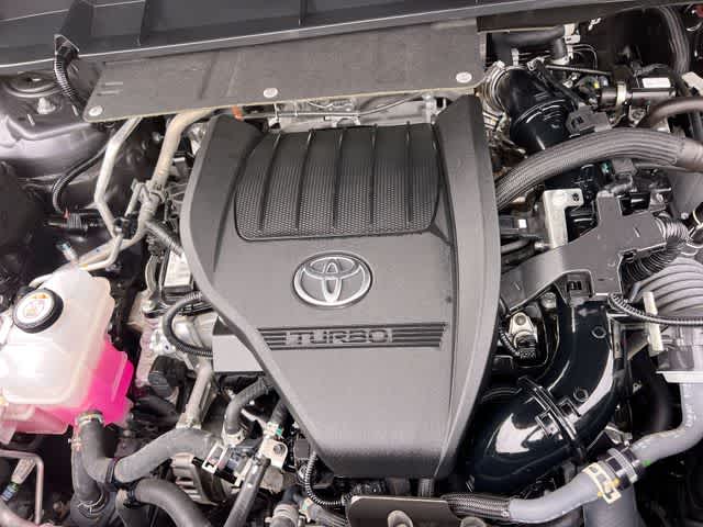 Thumbnail: 2024 Toyota Highlander - 10