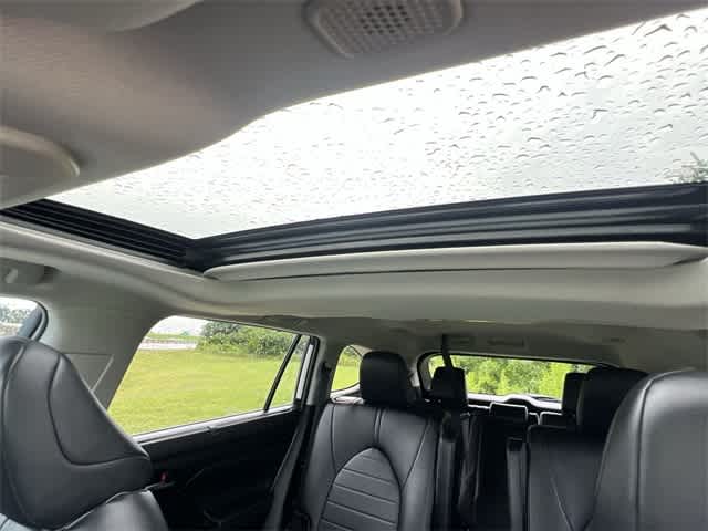 2023 Toyota Highlander L 32