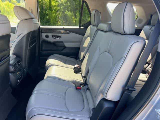 Thumbnail: 2023 Honda Pilot - 14