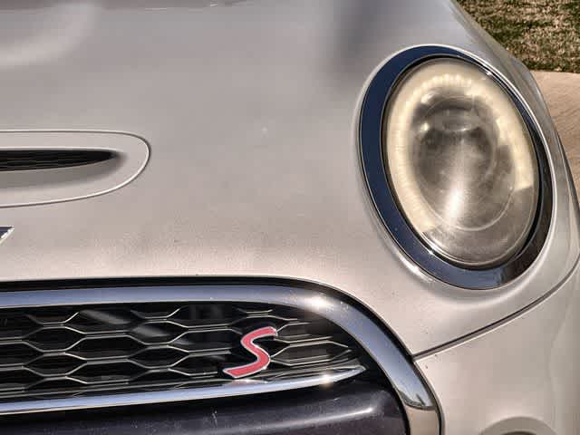 Thumbnail: 2015 MINI Cooper Hardtop - 24