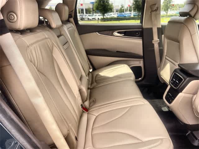 Thumbnail: 2016 Lincoln MKX - 14