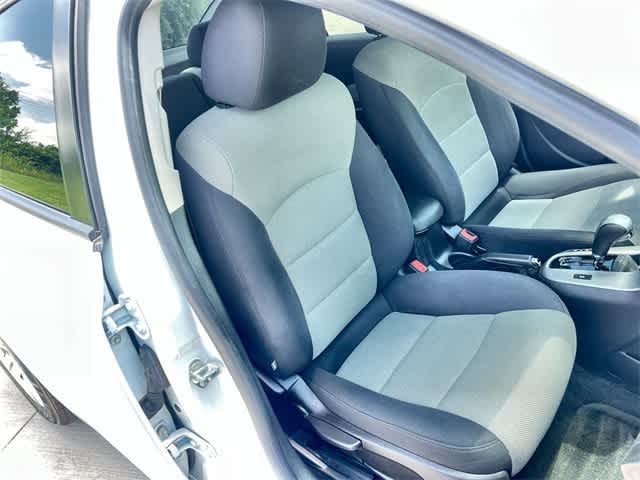 Thumbnail: 2015 Chevrolet Cruze - 12
