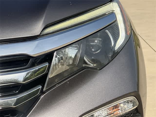 Thumbnail: 2017 Honda Pilot - 24
