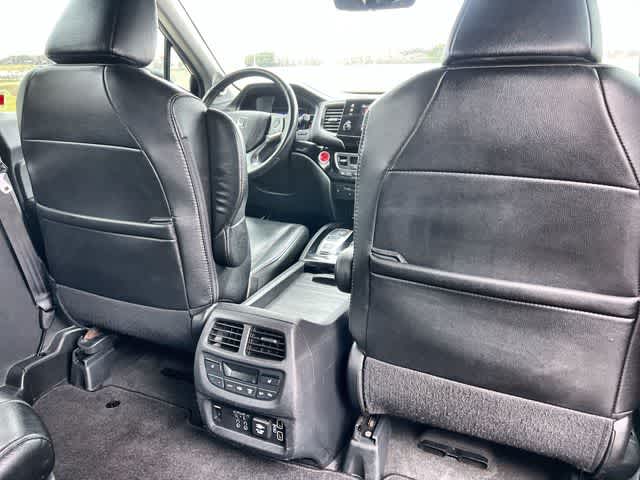 Thumbnail: 2019 Honda Pilot - 13