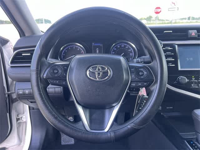 Thumbnail: 2019 Toyota Camry - 17