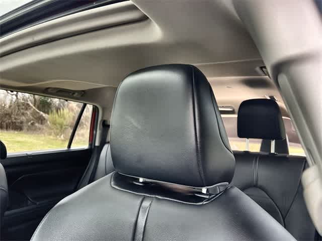 Thumbnail: 2021 Toyota Highlander - 25