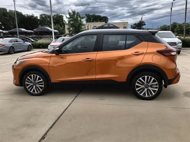 2022 Nissan Kicks SV 4