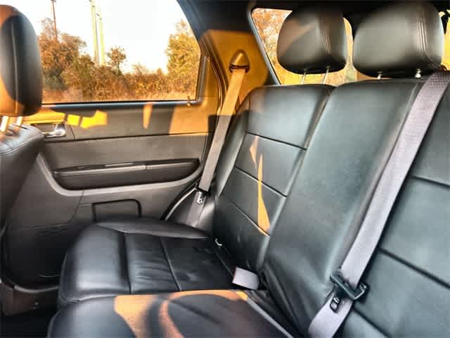 Thumbnail: 2010 Ford Escape - 14