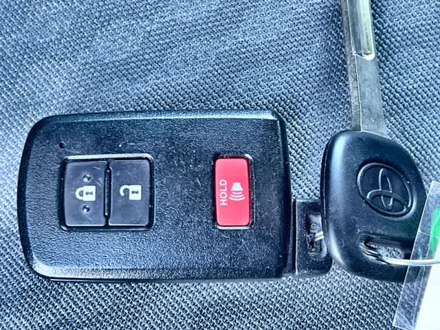 Thumbnail: 2023 Toyota Tacoma - 21