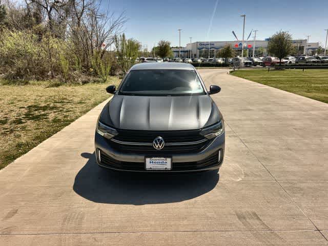 Thumbnail: 2024 Volkswagen Jetta - 7