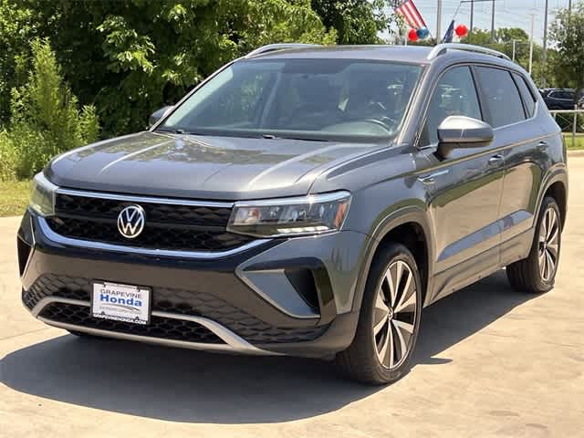 Thumbnail: 2022 Volkswagen Taos - 2