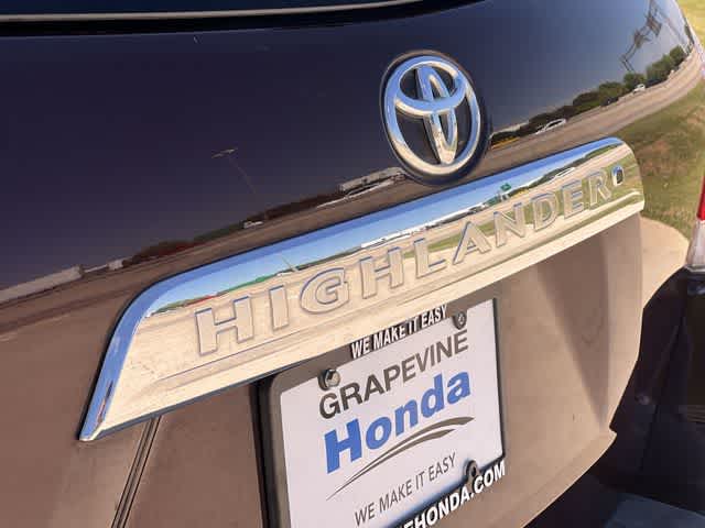 Thumbnail: 2013 Toyota Highlander - 8