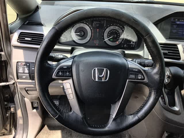 Thumbnail: 2015 Honda Odyssey - 17
