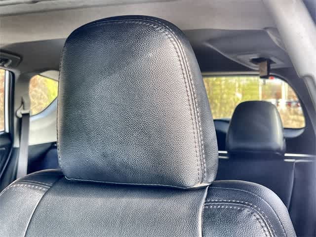 Thumbnail: 2018 Toyota RAV4 - 25