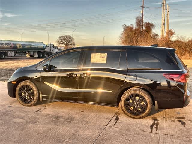 Thumbnail: 2025 Honda Odyssey - 4