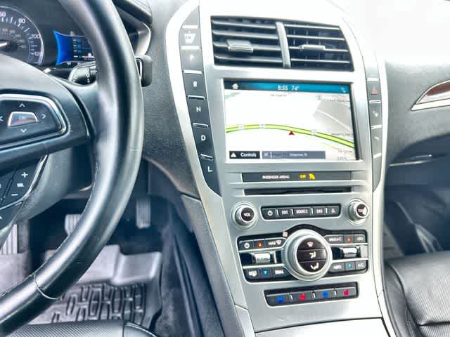 Thumbnail: 2017 Lincoln MKZ - 18