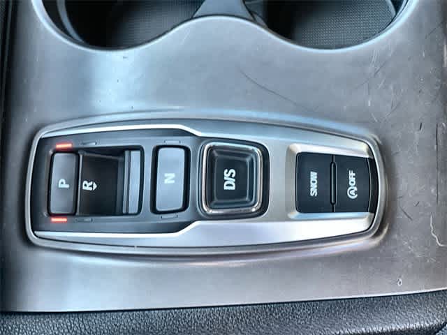 Thumbnail: 2022 Honda Pilot - 16
