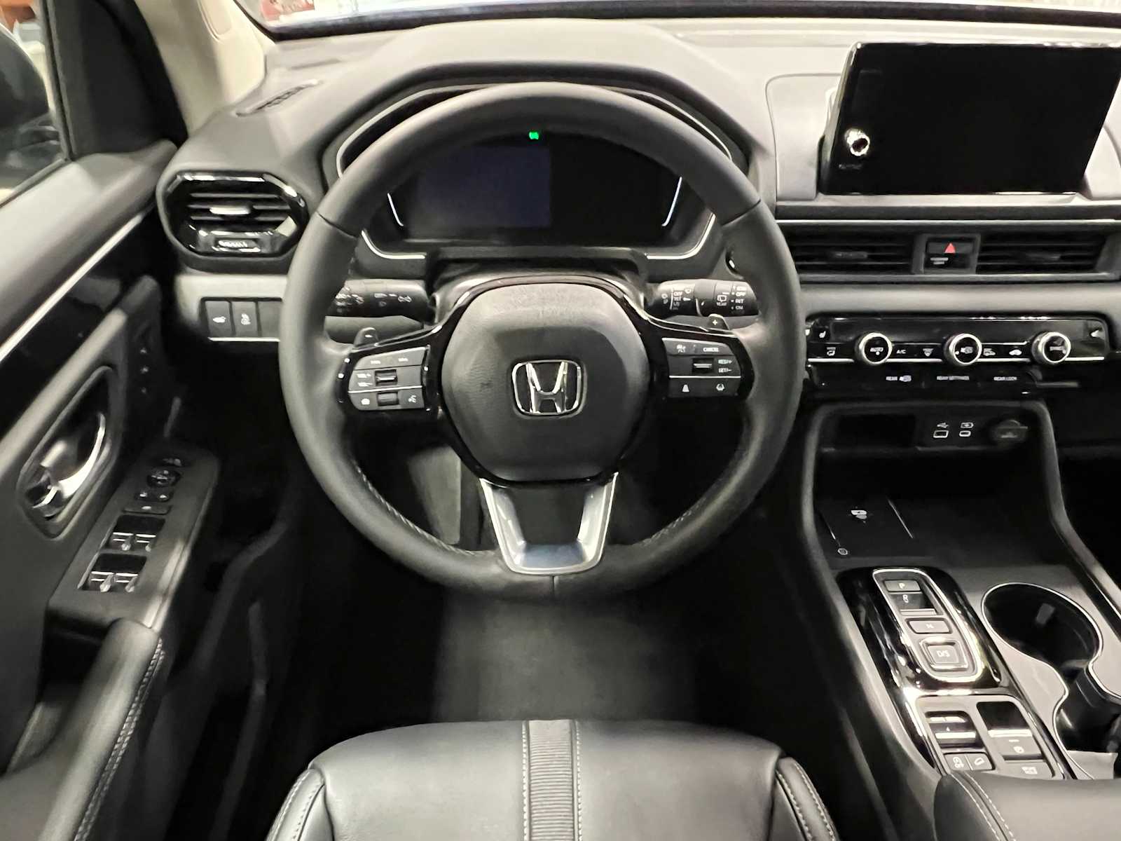 Thumbnail: 2025 Honda Pilot - 16