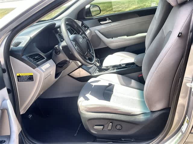 Thumbnail: 2016 Hyundai Sonata - 3
