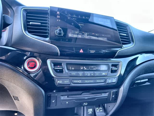 Thumbnail: 2022 Honda Pilot - 18