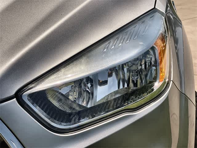 2019 Ford Escape SE 24