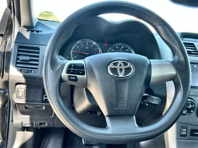 Thumbnail: 2012 Toyota Corolla - 17