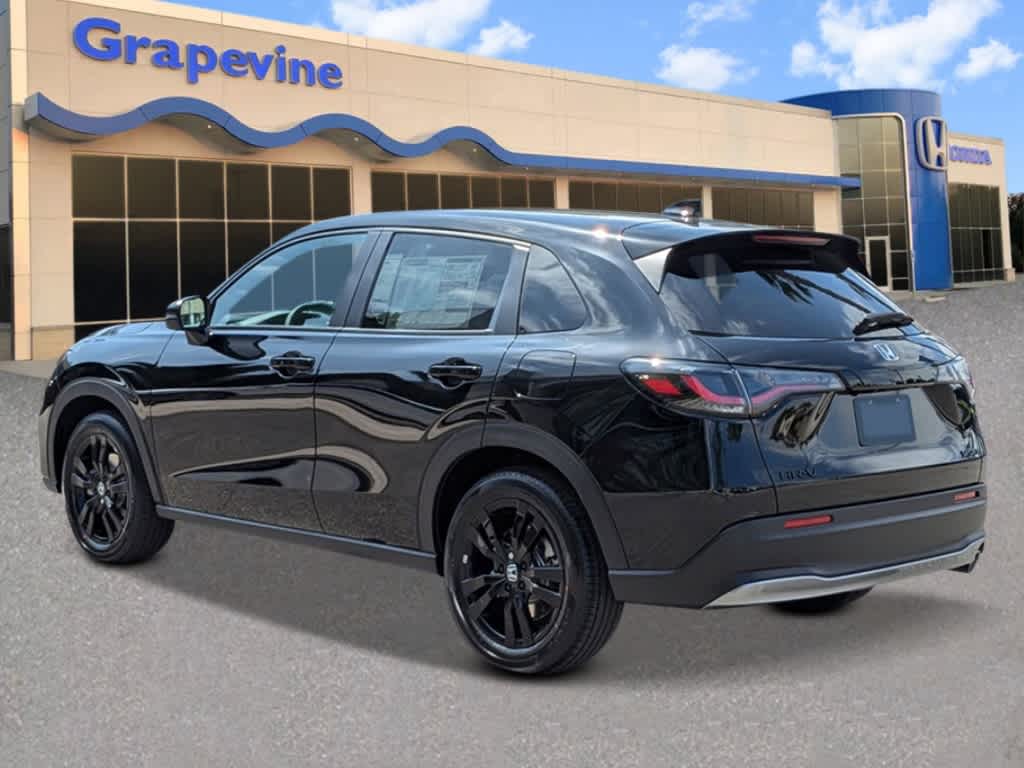 Thumbnail: 2026 Honda HR-V - 2