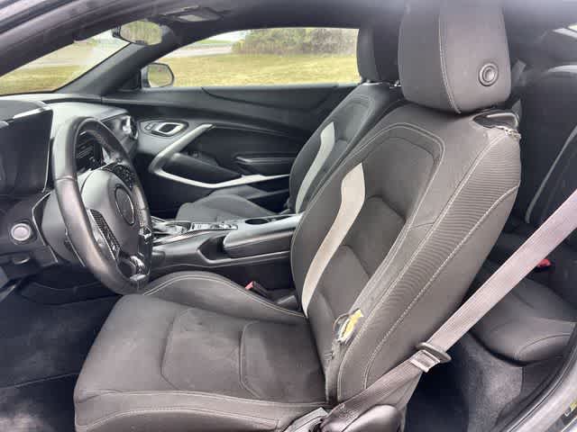 Thumbnail: 2017 Chevrolet Camaro - 11