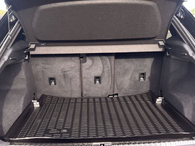 Thumbnail: 2020 Audi Q3 - 20