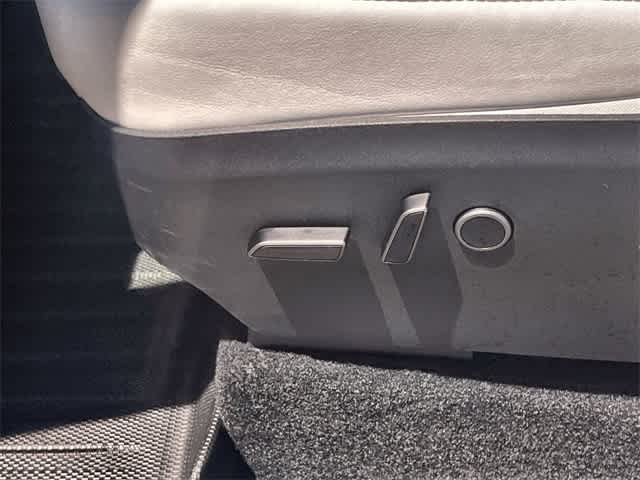 Thumbnail: 2023 Tesla Model Y - 31