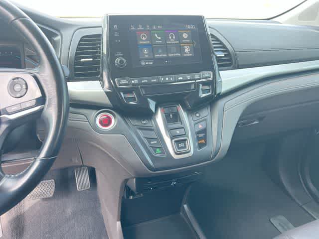 Thumbnail: 2018 Honda Odyssey - 18