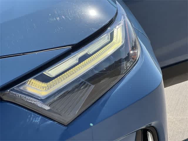 Thumbnail: 2022 Toyota RAV4 - 24