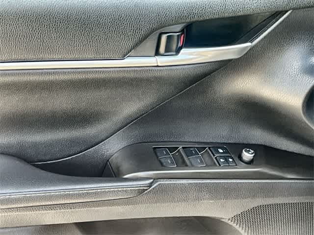 Thumbnail: 2021 Toyota Camry - 30