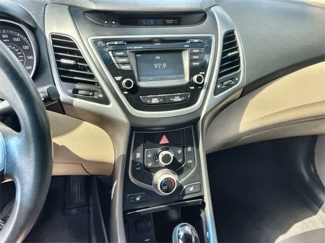 Thumbnail: 2014 Hyundai Elantra - 18