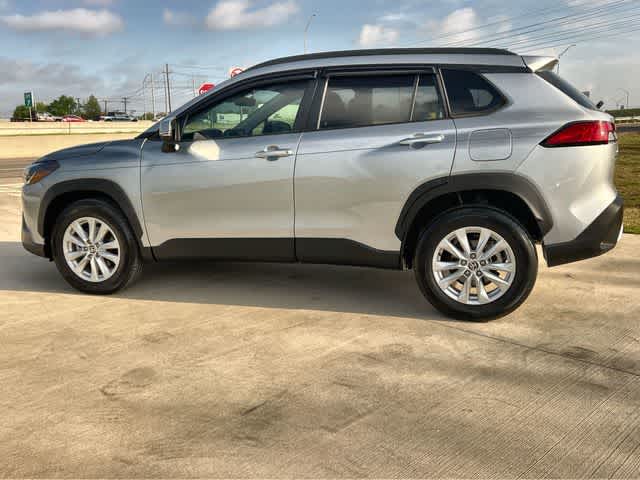 Thumbnail: 2022 Toyota Corolla Cross - 4