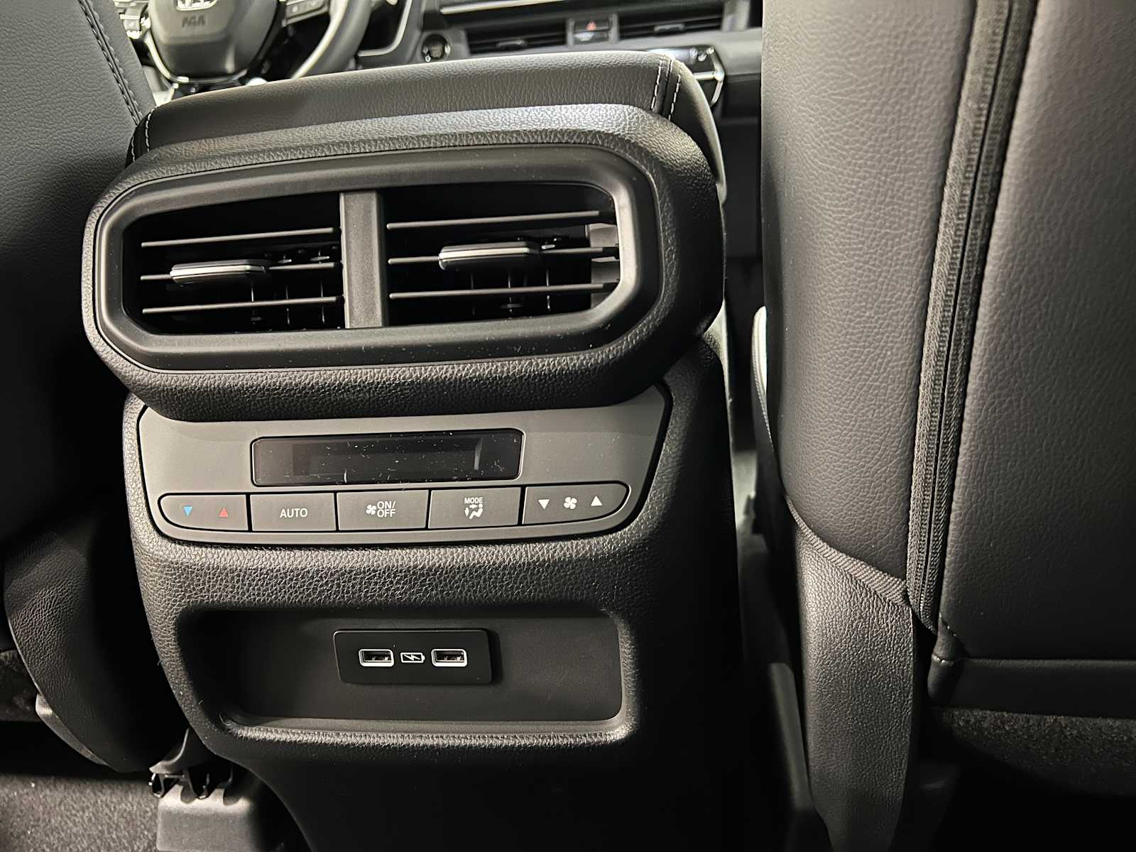Thumbnail: 2025 Honda Pilot - 33