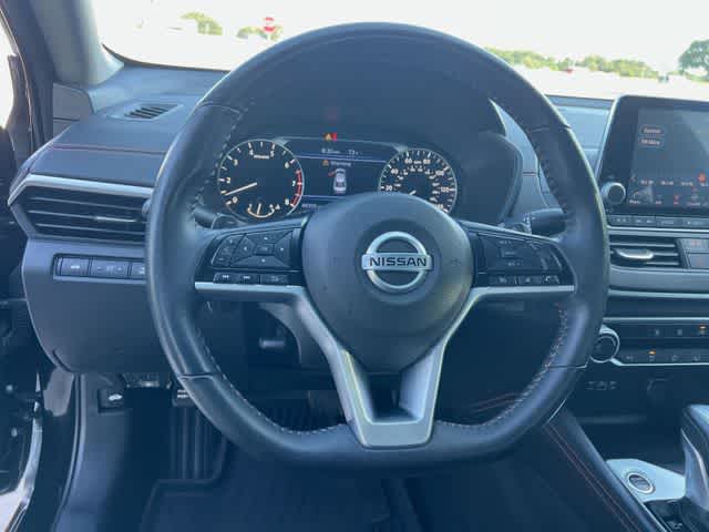 Thumbnail: 2021 Nissan Altima - 17