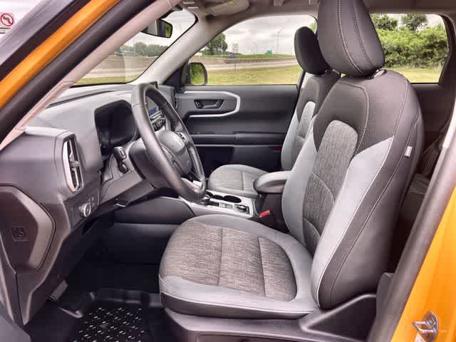 Thumbnail: 2022 Ford Bronco Sport - 11