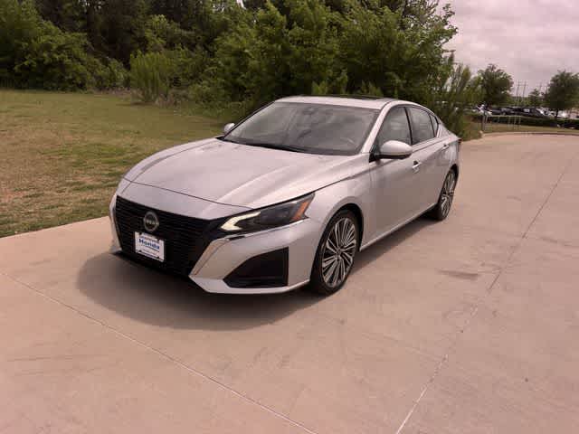 Thumbnail: 2023 Nissan Altima - 2