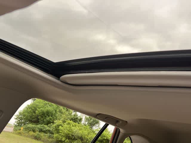 Thumbnail: 2024 Toyota RAV4 - 32