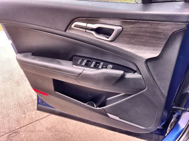 Thumbnail: 2025 Kia Sportage - 30