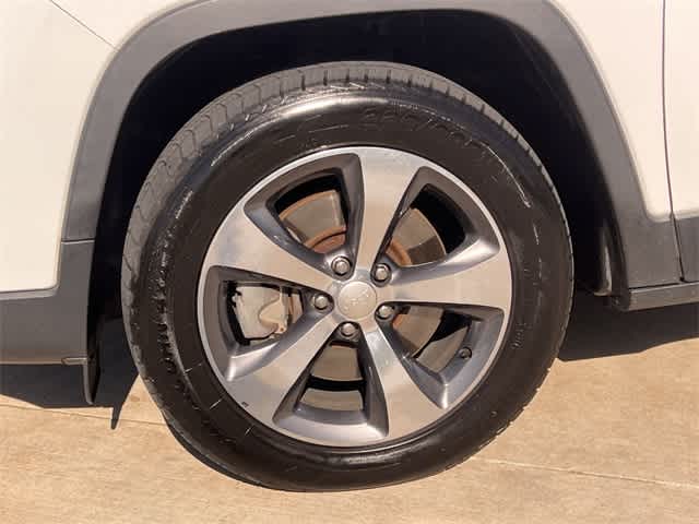 2019 Jeep Cherokee Limited Edition 9