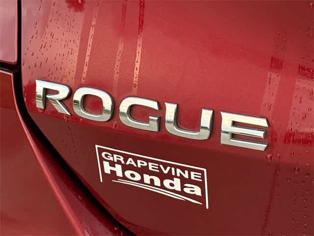 Thumbnail: 2015 Nissan Rogue - 8